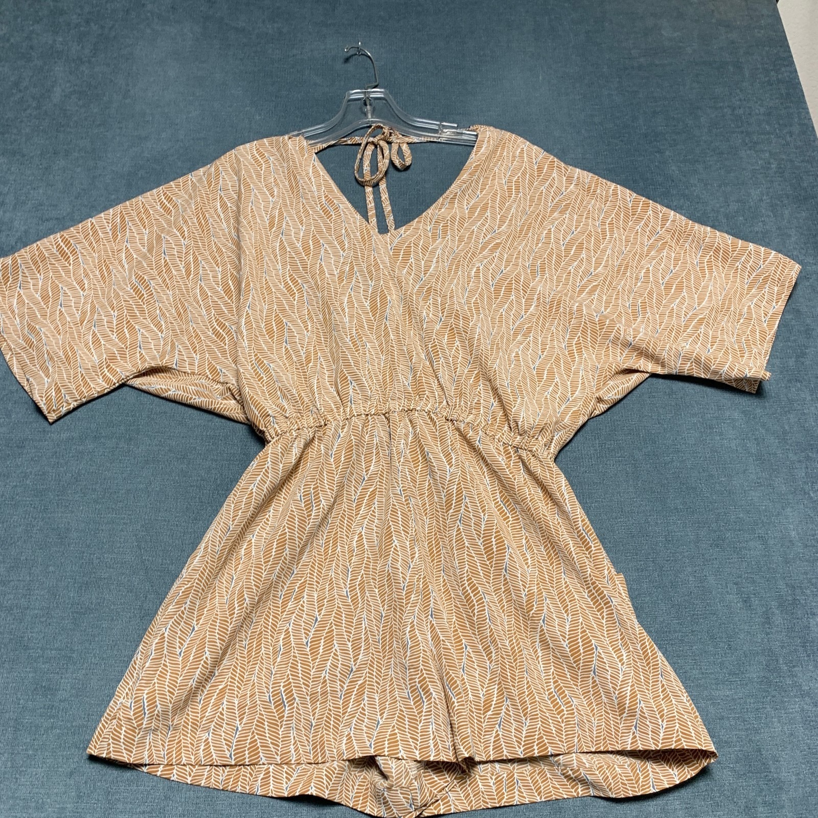 Manuheali'i Hawaii Romper Womens Xs Brown Geometric Short Sleeve V Neck Summer